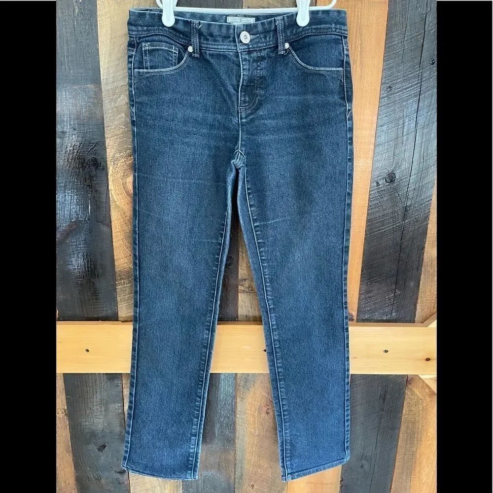 Tommy Hilfiger Spirit Mid Rise Skinny leg jeans, size 6